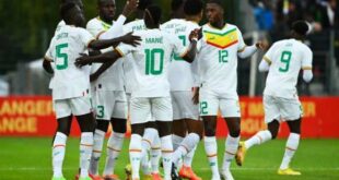 Polemique au Senegal Les Lions de la Teranga sentrainent avec lequipement dun rival thumbnail