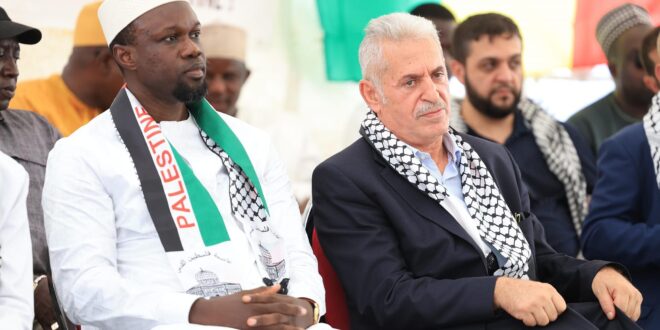 ousmane sonko a la manifestation Palestine